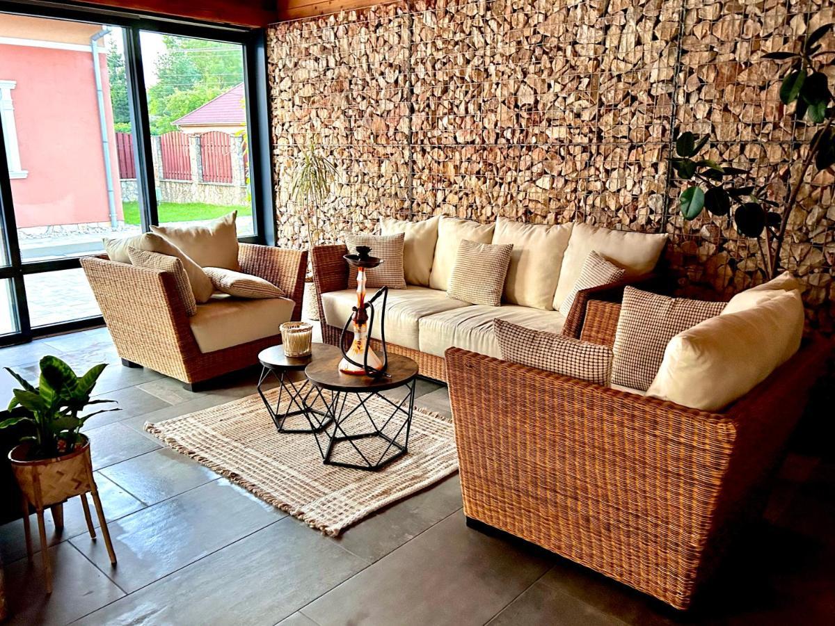 Bikeaway Guesthouse Kereki ภายนอก รูปภาพ