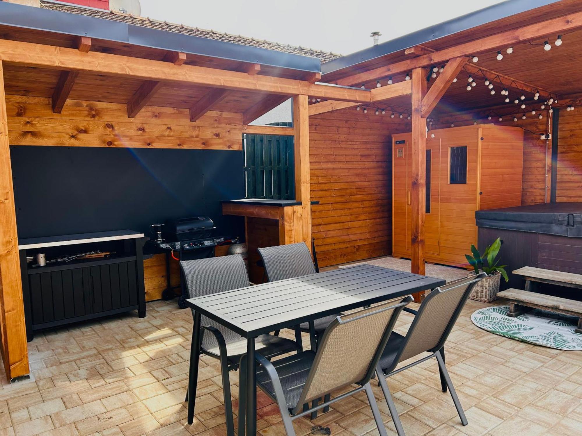Bikeaway Guesthouse Kereki ภายนอก รูปภาพ
